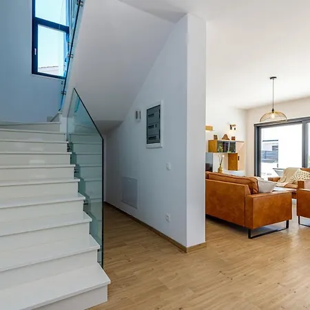 Contemporary Villa Anamari With Heated Pool Vila Poreč