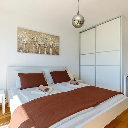 Vila Contemporary Villa Anamari With Heated Pool Poreč